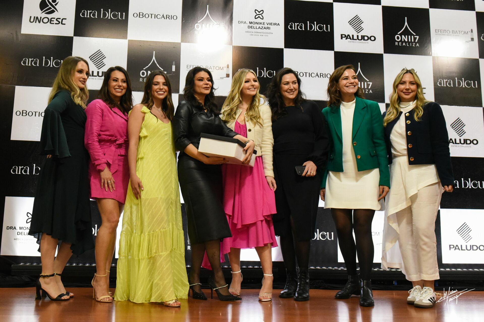 Foto Ara Bleu - Palestra Leila Ama - Imagem 21